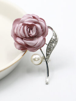เข็มกลัด เข็มกลัดสวยๆ เข็มกลัดติดเสื้อ Brooch