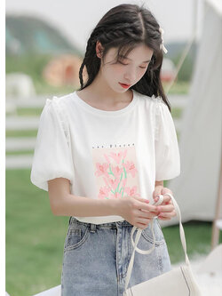 เสื้อผ้าวัยรุ่นเกาหลี เสื้อยืดวัยรุ่นผู้หญิง มีขนาด S M L XL