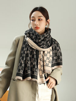 ผ้าพันคอ ผ้าคลุมไหล่