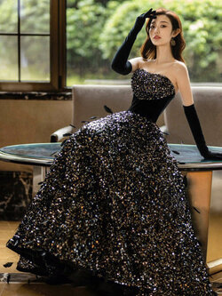 ชุดราตรี ชุดราตรีสวยหรู แบบ ทันสมัย Evening dress