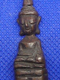 พระเชียงรุ้ง