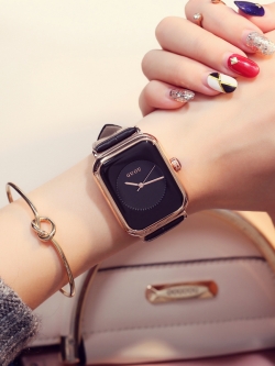 นาฬิกา กําไล แฟชั่น