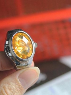 นาฬิกาข้อมือผู้หญิง