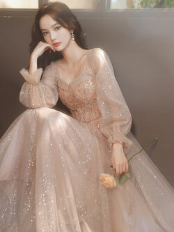 ชุดราตรี ชุดราตรีสวยหรู แบบ ทันสมัย Evening dress