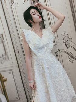 ชุดราตรี ชุดราตรีสวยหรู แบบ ทันสมัย Evening dress