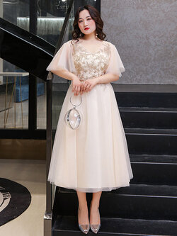 ชุดราตรีคนอ้วน ชุดราตรีไซส์ใหญ่ สาวอวบ ชุดราตรีสาวอวบ ชุดออกงานสาวอวบ ชุดออกงานคนอ้วน