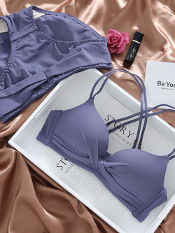 บรา ยกทรง เสื้อชั้นในสตรี