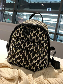 กระเป๋าเป้ผู้หญิง กระเป๋าเป้ผู้หญิง