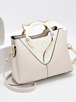 กระเป๋าสะพายข้างผู้หญิง กระเป๋าแฟชั่น By AKAF