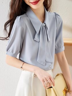 เสื้อเชิ้ตผู้หญิงใส่ทํางาน 390 บาทต่อชิ้น ฟรีค่าจัดส่ง