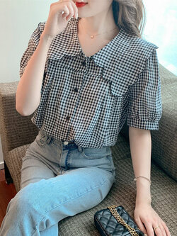 เสื้อลูกไม้ แขนสั้น