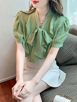 เสื้อเชิ้ตผู้หญิงแขนยาว เสื้อเชิ้ตผู้หญิงใส่ทํางาน 390 บาทต่อชิ้น ฟรีค่าจัดส่ง