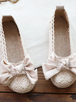 รองเท้าแฟชั่นสไตล์ญี่ปุ่น