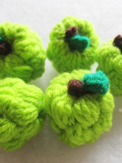 น้อยหน่าถักโครเชต์ custard apple fruit crochet