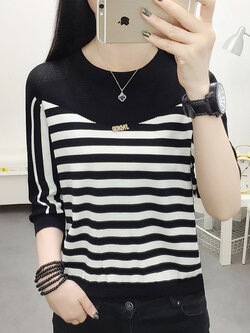 เสื้อทีเชิ้ตวัยรุ่น เนื้อผ้านิตติ้ง ใส่ได้ยืดได้ไม่คัน