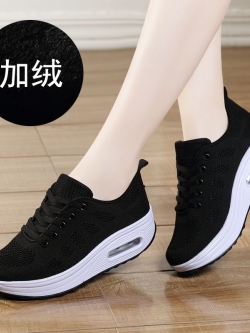 รองเท้าผ้าใบผู้หญิง มีไซส์ 35 36 37 38 39