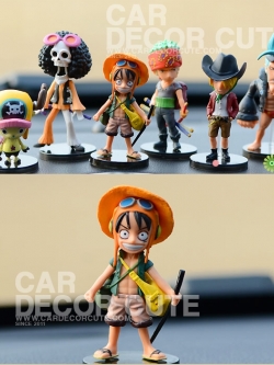 คละแบบ - ตุ๊กตาเซ็ต one piece chopper 6 ชิ้น