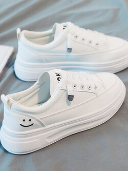 รองเท้าผ้าใบแฟชั่นผู้หญิง ใส่สบาย มีขนาด 35-40