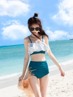 ชุดว่ายน้ำผู้หญิง ชุดว่ายน้ำแฟชั่น ชุดว่ายน้ำบิกินี่ ชุดว่ายน้ำเต็มตัว คอลเลคชั่นใหม่