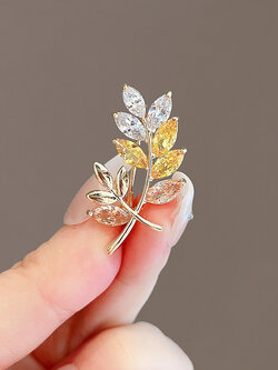 เข็มกลัด เข็มกลัดสวยๆ เข็มกลัดติดเสื้อ Brooch