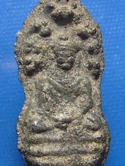 พระนาคปรก พิจิตร ชินเขียว หลังเม็ดข้าวเม่า