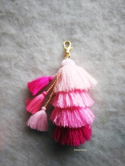 Bancrochet พวงกญแจพู่แขวนกระเป๋า Tassel keychains หลากสี 7 นิ้ว (inch)