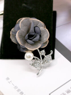 เข็มกลัด เข็มกลัดสวยๆ เข็มกลัดติดเสื้อ Brooch