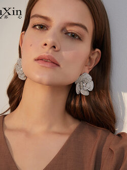 ตุ้มหู ต่างหู ต่างหูผู้หญิง By SuXin