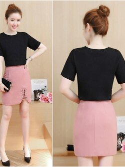 Set_bs1709 ชุด 2 ชิ้น(เสื้อ+กระโปรง) เสื้อยืดแขนสั้นสีดำ+กระโปรงสีพื้นชมพูอิฐซิปข้างมีซับในอย่างดี ผ่าชายกระโปรงผูกเชือกไขว้ ทรงเข้ารูปสวย งานเซ็ทสองชิ้นสวยคุ้ม แมทช์กันได้อย่างลงตัว แยกใส่กับตัวอื่นก็สวยจ้า