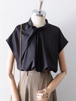 เสื้อสีดำสุภาพ เรียบหรู ดูดี เหมาะกับทุกโอกาส | เสื้อผู้หญิงสุภาพ