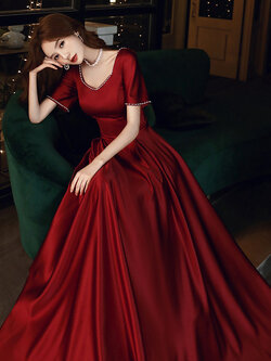 ชุดราตรี ชุดออกงาน ดีไซน์หรู แบรนด์ Angel