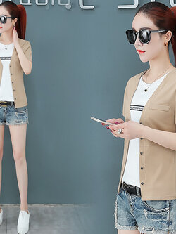 เสื้อผ้าแฟชั่นผู้หญิง เสื้อเชิ้ตแบบฮิตๆ T-shirt ผู้หญิง BY Yiyi