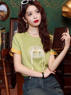 เสื้อเชิ้ตผู้หญิงใส่ทํางาน 390 บาทต่อชิ้น ฟรีค่าจัดส่ง