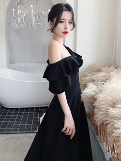 ชุดราตรี ชุดราตรีสวยหรู แบบ ทันสมัย Evening dress