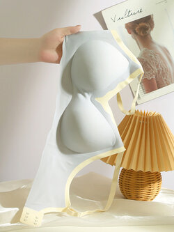 บรา ยกทรง เสื้อชั้นในสตรี ฟรีค่าส่ง