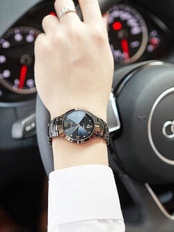 นาฬิกาข้อมือผู้หญิง