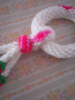 พวงมาลัยโครเชต์ (พวงใหญ่)