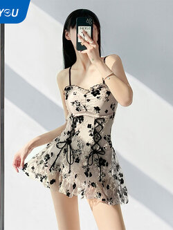 ชุดว่ายน้ำผู้หญิง ชุดว่ายน้ำน่ารัก Bikini ชุดไปทะเล