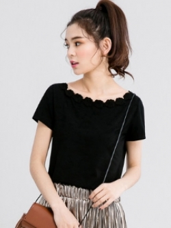 เสื้อยืดผู้หญิงลายสวยๆ