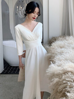 ชุดราตรี ชุดราตรีสวยหรู แบบ ทันสมัย Evening dress