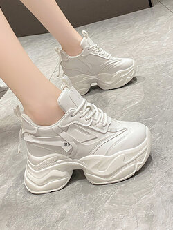 รองเท้าผ้าใบเสริมส้นสูง ไซต์35-39 สนใจทักแชท ฟรีค่าส่ง!