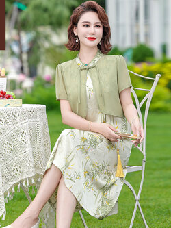 เสื้อผ้าคุณแม่วัย 60 เสื้อคนแก่ผู้หญิงวัย60