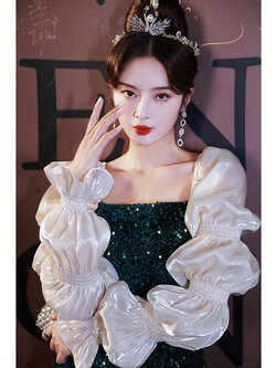 ชุดราตรี ชุดราตรีสวยหรู แบบ ทันสมัย Evening dress