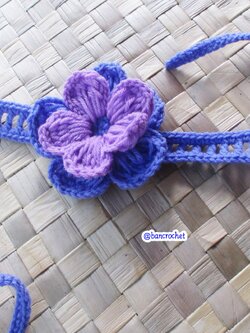 Bancrochet ที่คาดผมถักโครเชต์ ดอกไม้ถักคาดผม Crochet Flower Headband ม่วงคราม 7x6 Inch