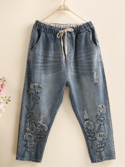 กางเกงยีนส์ลายปักด้ายสวยๆ