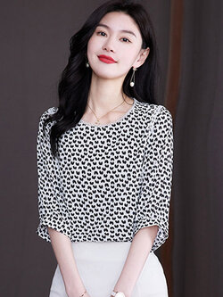 เสื้อลูกไม้ แขนสั้น