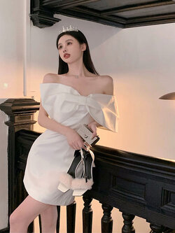 ชุดเดรสเกาหลี ร้านชุดเดรสเกาหลี ชุดเดรสเกาหลีน่ารักๆ ชุดเดรสสั้น