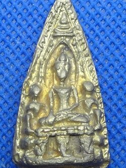 พระเลี่ยงลำพูนจำลอง