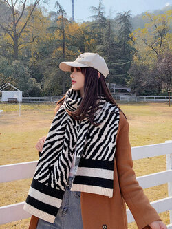 ซื้อ ผ้าพันคอ ผ้าคลุมไหล่ ผ้าพันคอแฟชั่่น ผ้าแคชเมียร์ ผ้าพันกระเป๋า ส่งฟรี! DUOLZ