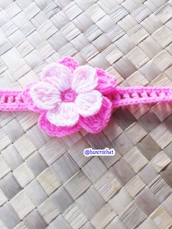 Bancrochet ที่คาดผมถักโครเชต์ ดอกไม้ถักคาดผม Crochet Flower Headband ชมพู 7x6 Inch
